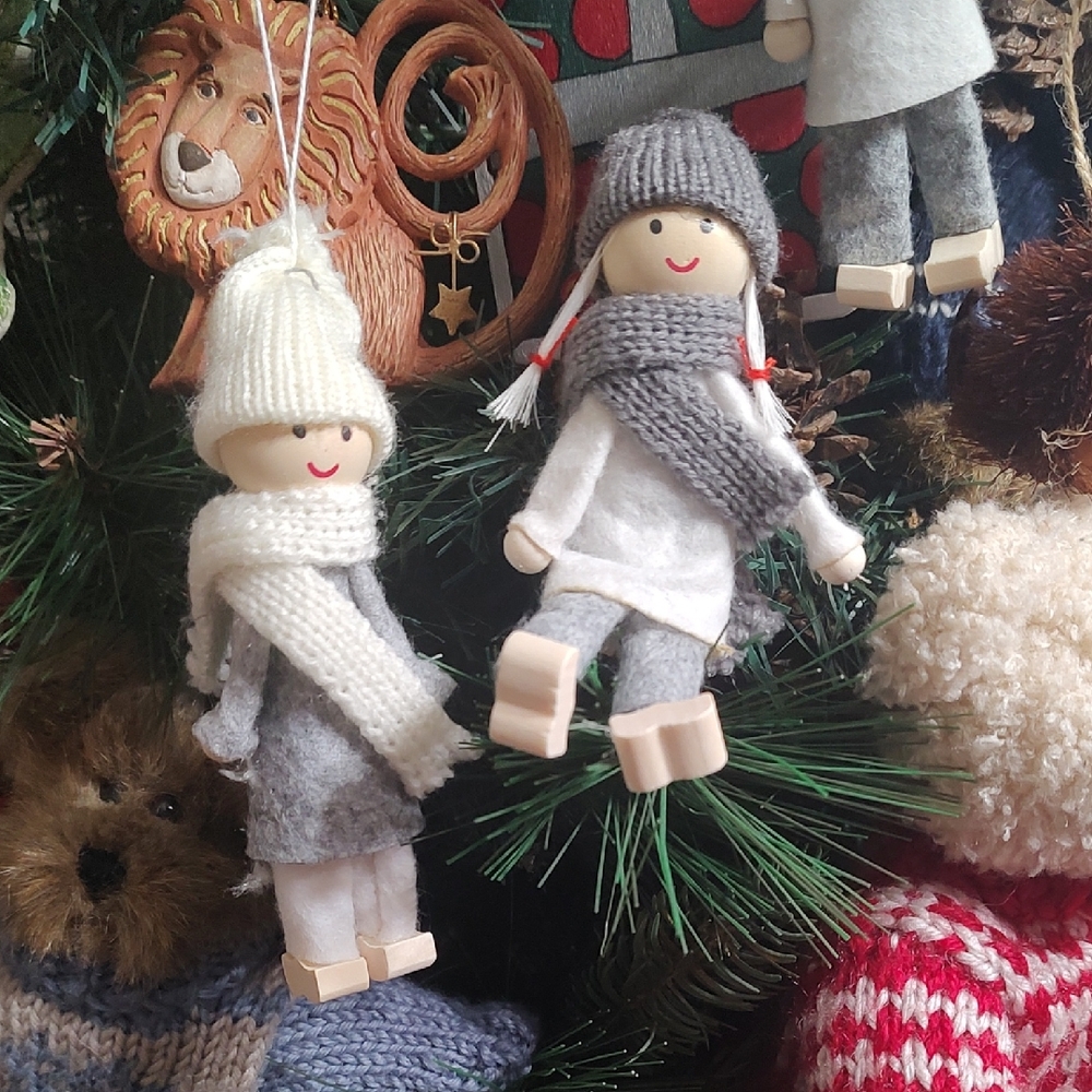 Set 8 Christmas Tree Ornaments Scandinavian Decor People Scarves Hats Sweaters